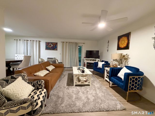 97 Richards Avenue D9, Norwalk, CT 06854