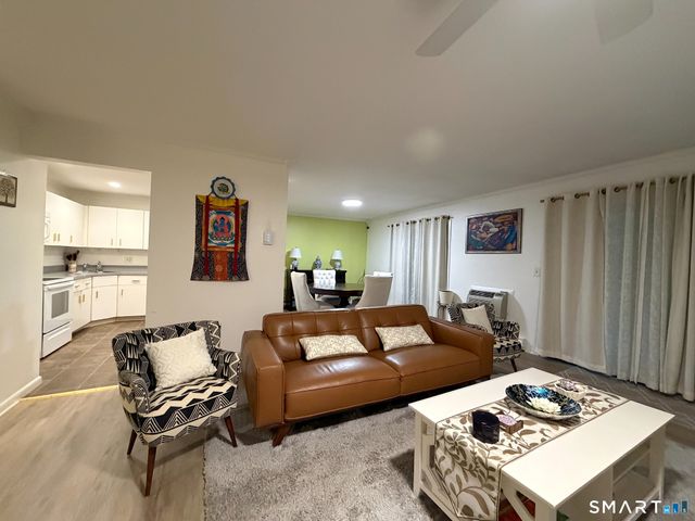 97 Richards Avenue D9, Norwalk, CT 06854