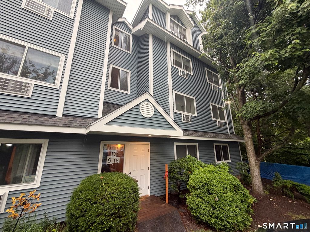 97 Richards Avenue D9, Norwalk, CT 06854