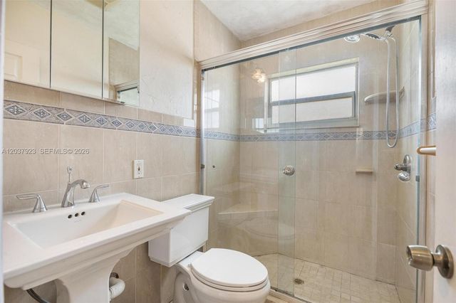 241 Hammond Dr, Miami Springs, FL 33166