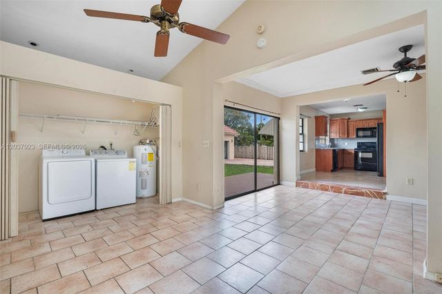 241 Hammond Dr, Miami Springs, FL 33166