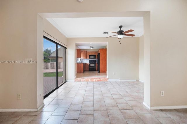 241 Hammond Dr, Miami Springs, FL 33166
