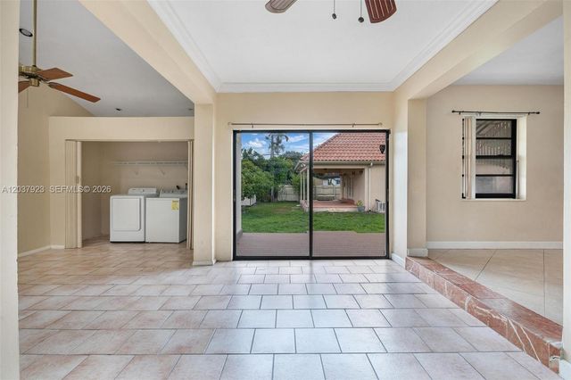 241 Hammond Dr, Miami Springs, FL 33166