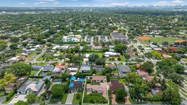 241 Hammond Dr, Miami Springs, FL 33166