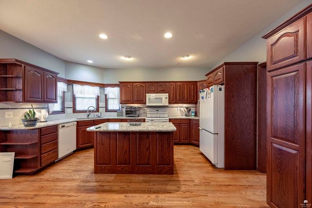 1521 Little Kitten Avenue, Manhattan, KS 66503