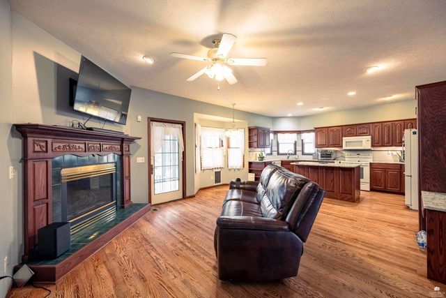 1521 Little Kitten Avenue, Manhattan, KS 66503