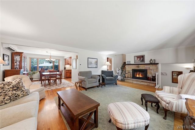 83 Wickham Drive, Amherst, NY 14221