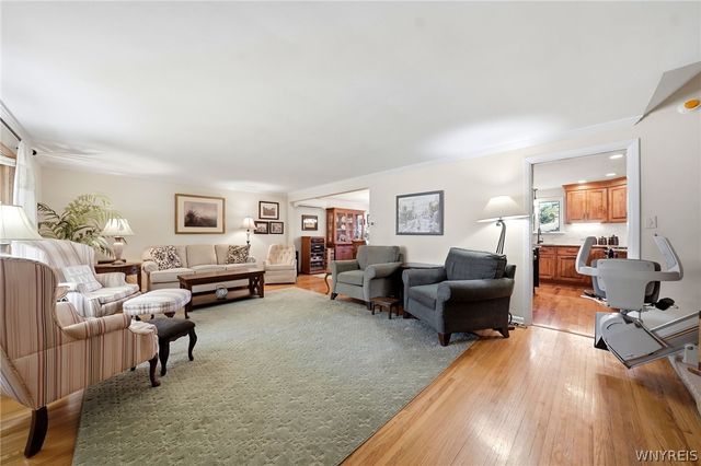 83 Wickham Drive, Amherst, NY 14221