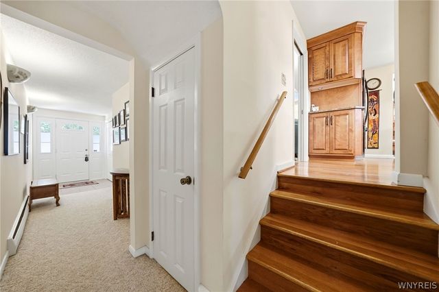 83 Wickham Drive, Amherst, NY 14221