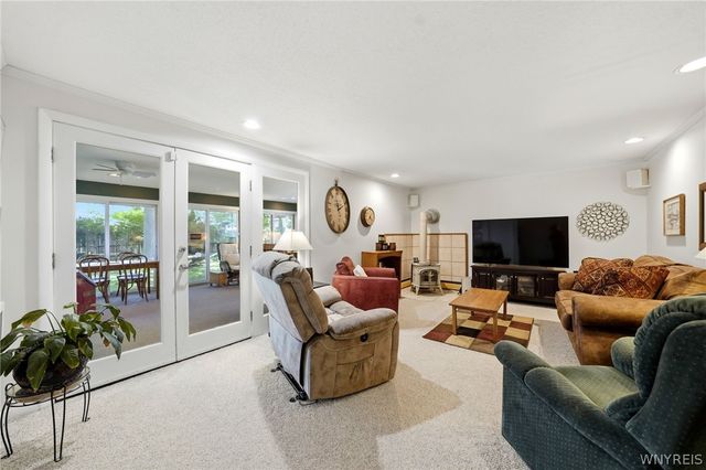 83 Wickham Drive, Amherst, NY 14221