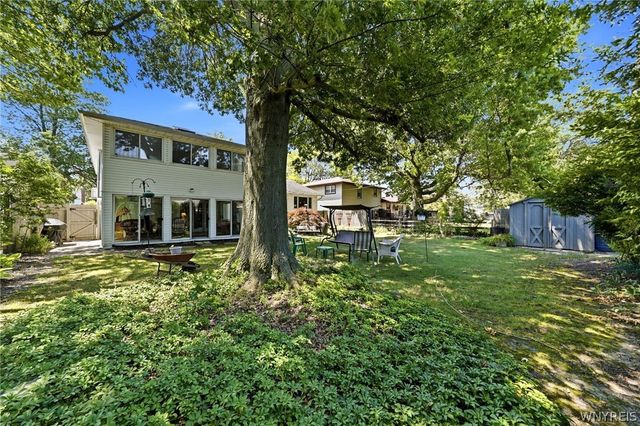 83 Wickham Drive, Amherst, NY 14221