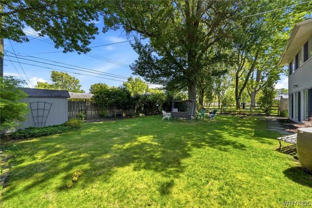 83 Wickham Drive, Amherst, NY 14221