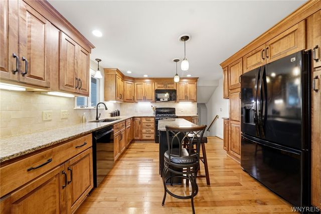 83 Wickham Drive, Amherst, NY 14221