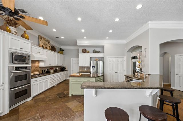 14318 Saras Walk Walk, Cypress, TX 77429