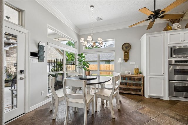 14318 Saras Walk Walk, Cypress, TX 77429