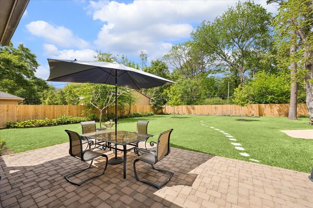 14318 Saras Walk Walk, Cypress, TX 77429