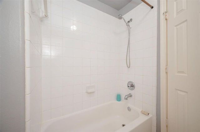 6302 Wellness Landing Ln, Houston, TX 77072