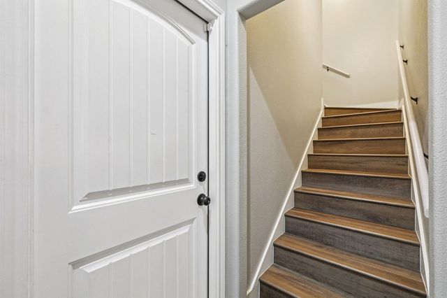 106 Kahuku CT, Bastrop, TX 78602