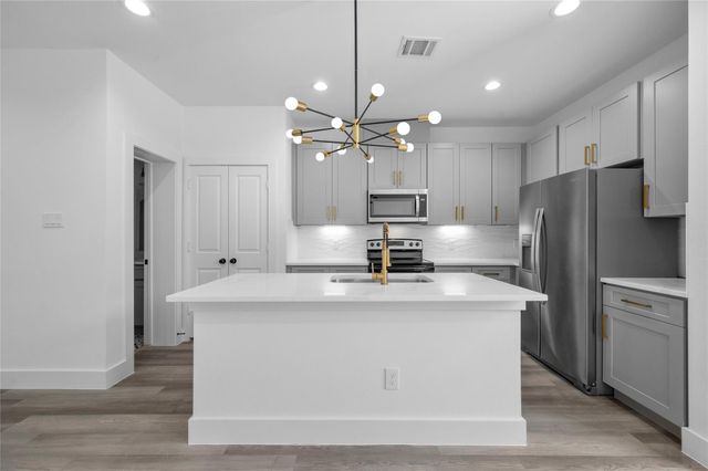 4610 Crown Grove Lane, Houston, TX 77018