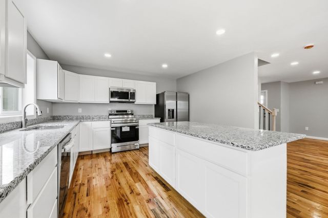 193 Hancock St, Springfield, MA 01109