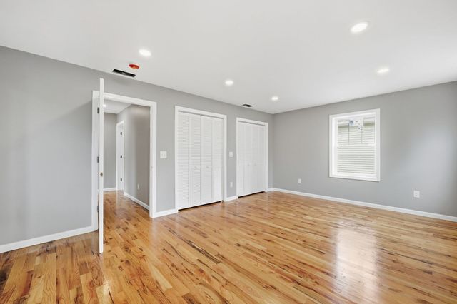 193 Hancock St, Springfield, MA 01109