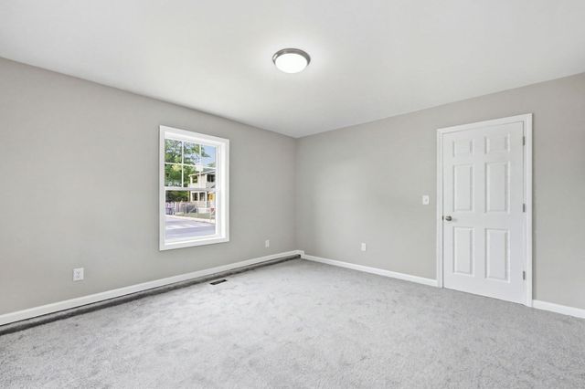 193 Hancock St, Springfield, MA 01109