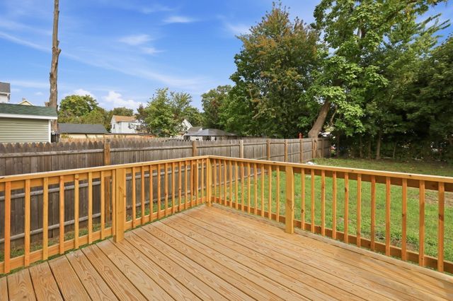 193 Hancock St, Springfield, MA 01109