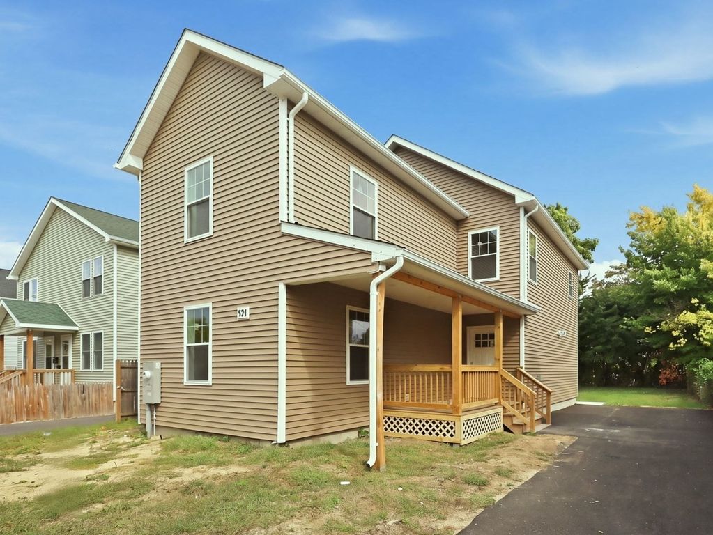 193 Hancock St, Springfield, MA 01109
