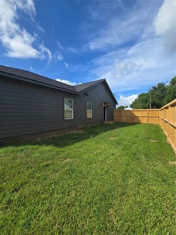 711 Rosedale Street, La Marque, TX 77568