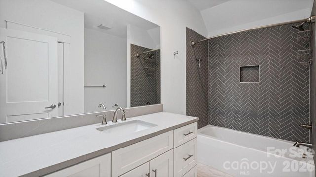 14140 Shelburne Village Drive, Charlotte, NC 28278