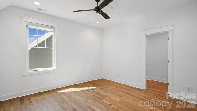 14140 Shelburne Village Drive, Charlotte, NC 28278