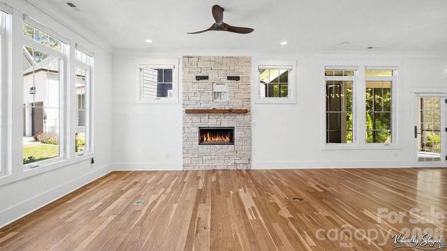 14140 Shelburne Village Drive, Charlotte, NC 28278