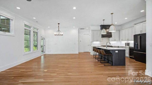 14140 Shelburne Village Drive, Charlotte, NC 28278