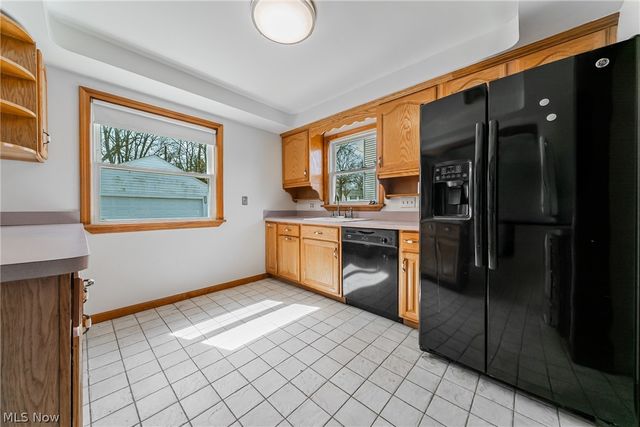 23614 Cedar Road, Beachwood, OH 44122