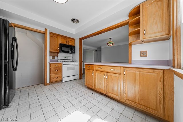 23614 Cedar Road, Beachwood, OH 44122