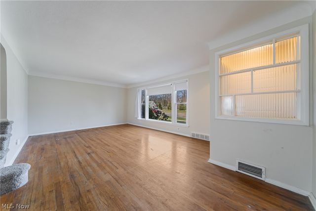 23614 Cedar Road, Beachwood, OH 44122