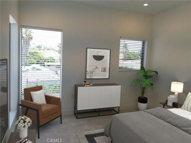 231 N Burlington Avenue, Los Angeles, CA 90026