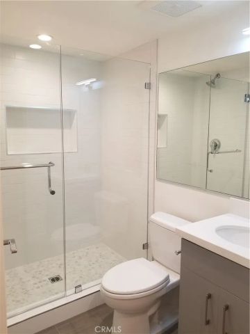 231 N Burlington Avenue, Los Angeles, CA 90026