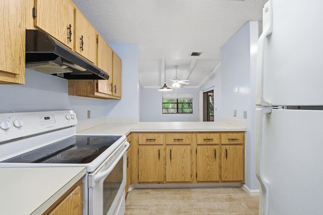 506 GLENWOOD Drive, West Palm Beach, FL 33415