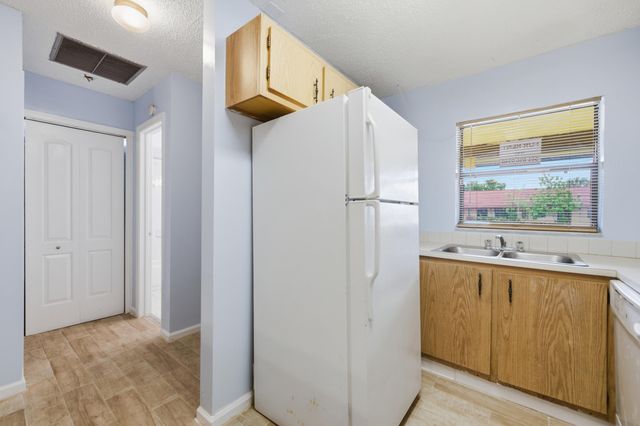 506 GLENWOOD Drive, West Palm Beach, FL 33415