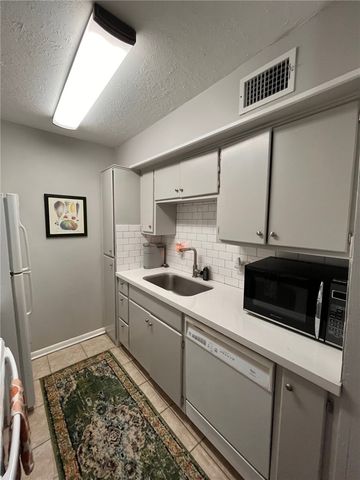 4441 Old College Road 5204, Bryan, TX 77801