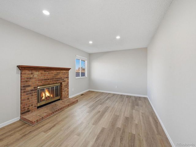 19131 E Louisiana Ave, Aurora, CO 80017