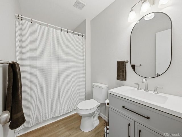 19131 E Louisiana Ave, Aurora, CO 80017