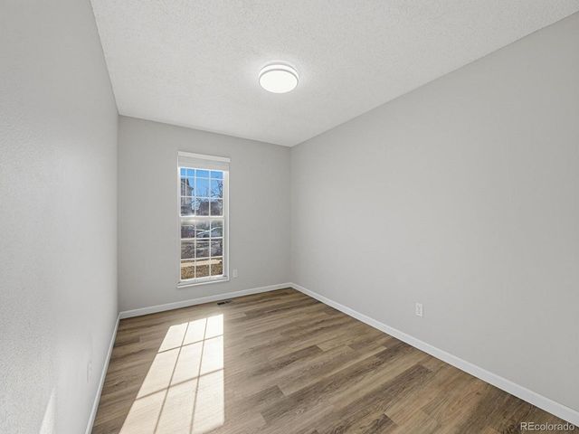 19131 E Louisiana Ave, Aurora, CO 80017