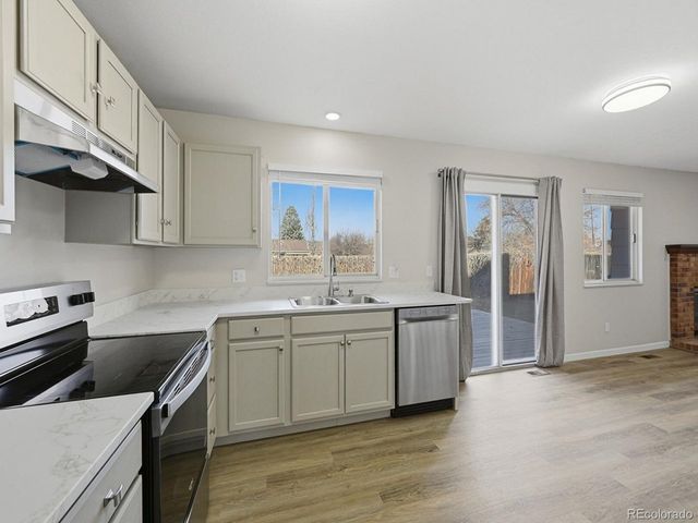 19131 E Louisiana Ave, Aurora, CO 80017