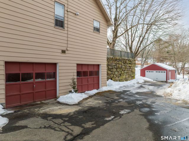 263 Seymour Road, Woodbridge, CT 06525