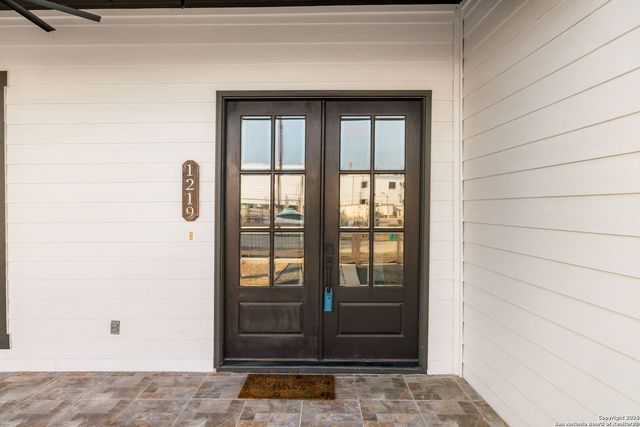 1219 Olive, San Antonio, TX 78202