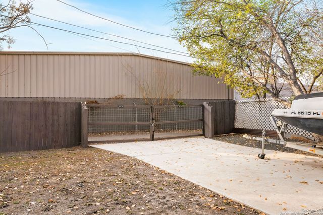 1219 Olive, San Antonio, TX 78202