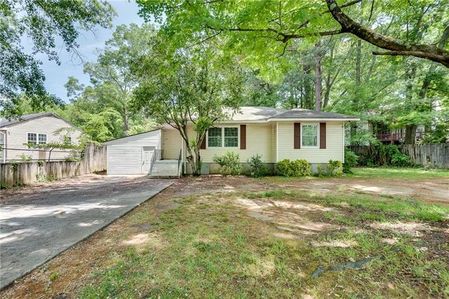 2314 Woodside Way, Atlanta, GA 30341