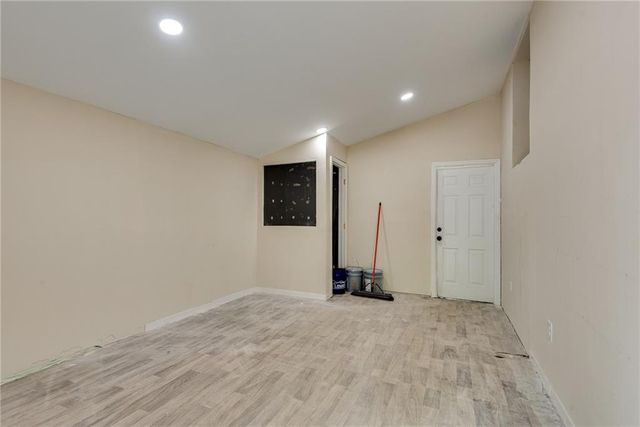 2314 Woodside Way, Atlanta, GA 30341